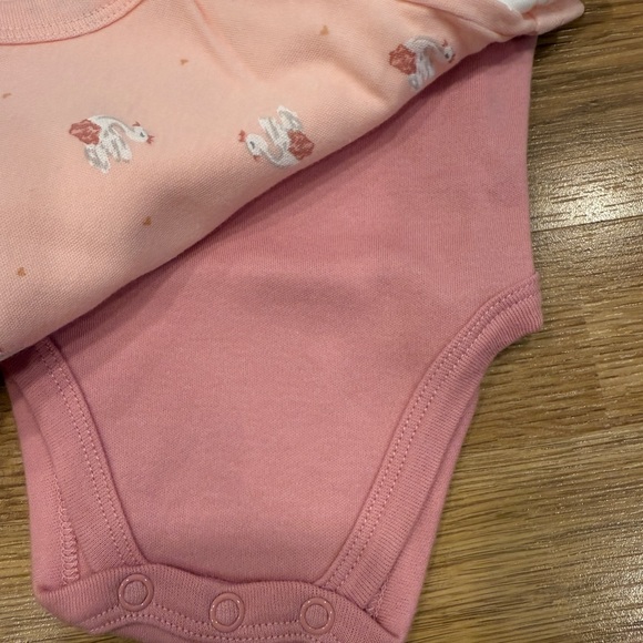 BRAND NEW First Impressions Pink and White Bodysuit Set - Picture 4 of 4